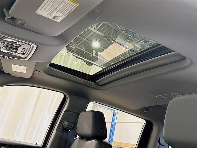 New 2026 Onyx Black GMC Elevation image 19