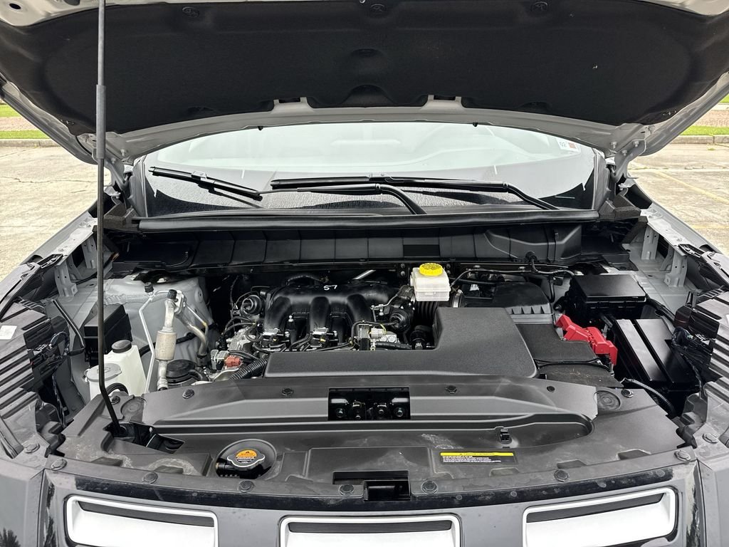Used 2024 Gray Nissan Rock Creek image 17