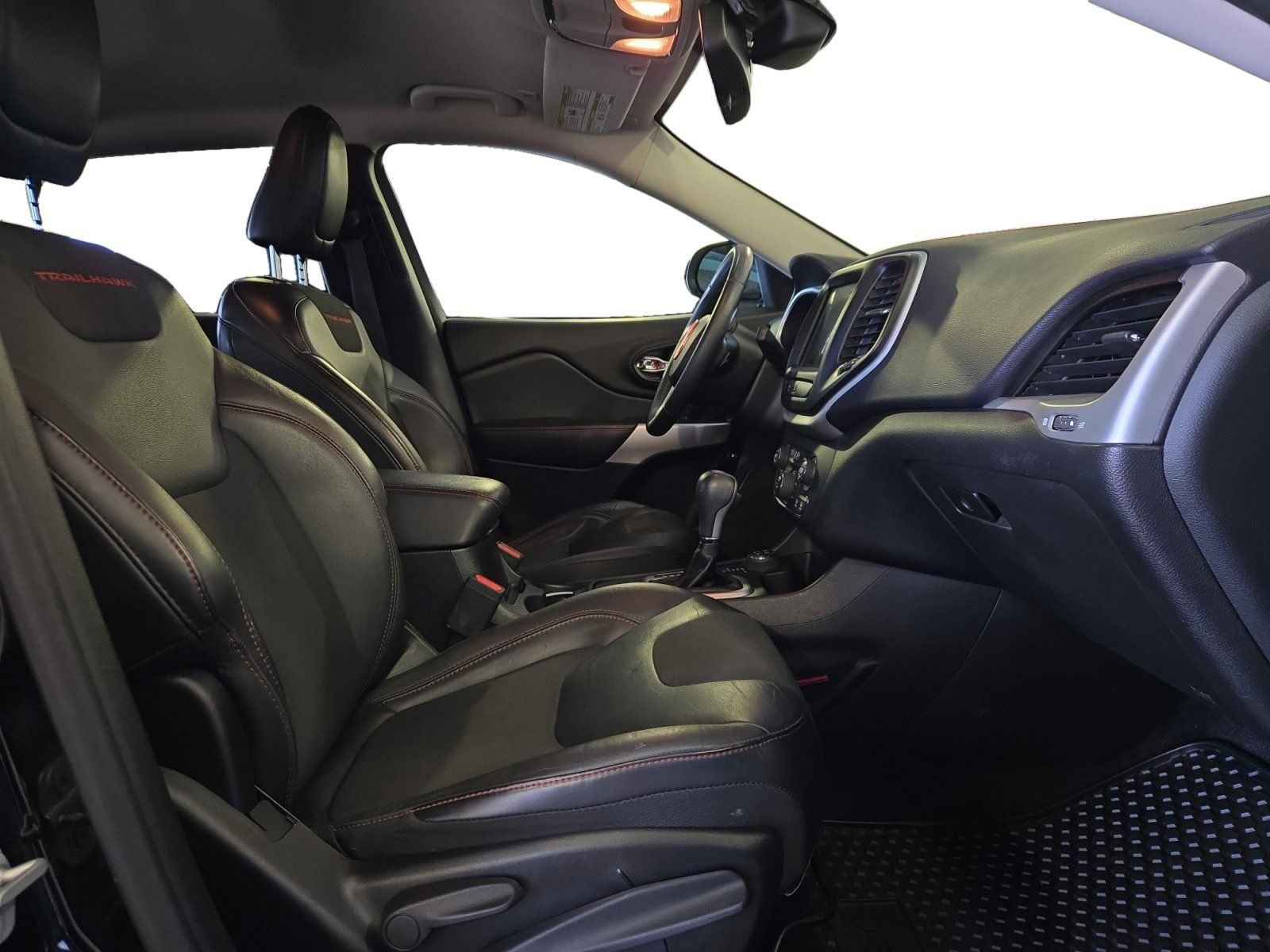 Certified Used 2018 Black Jeep Trailhawk image 24
