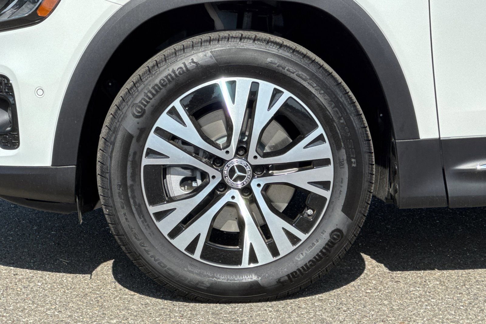 2025 Mercedes-Benz GLB Base - Photo 11