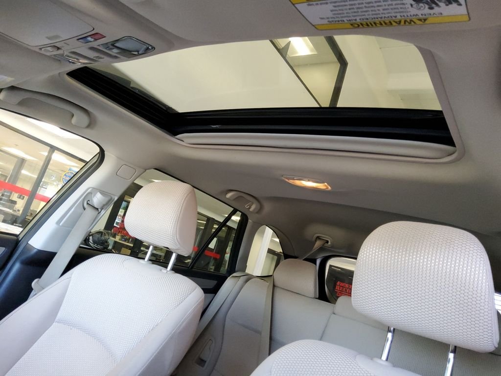 Used 2019 Green Subaru 2.5i Premium image 25