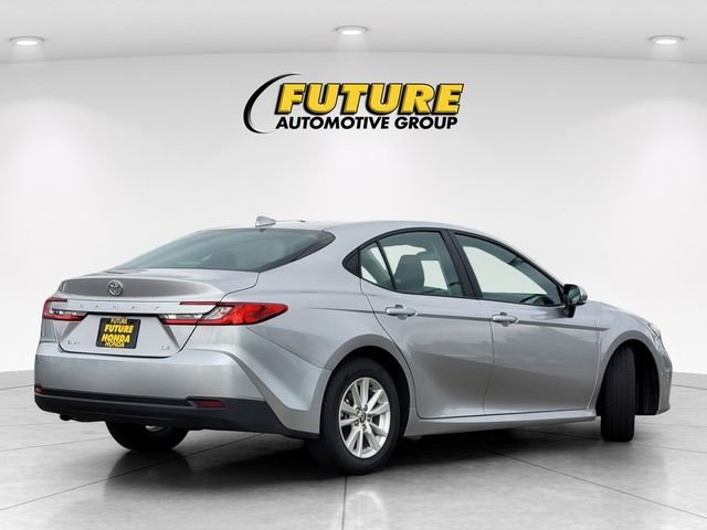 Used 2025 Silver Toyota LE image 4