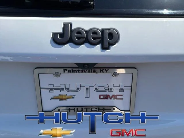 Used 2025 White Jeep Trailhawk image 15