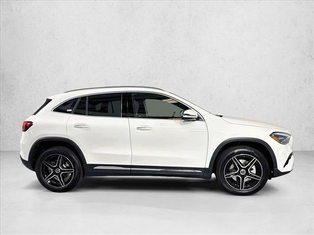 New 2026 Polar White Mercedes-Benz GLA 250 image 33