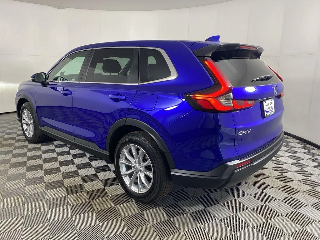 Used 2024 Canyon River Blue Metallic Honda EX-L image 17