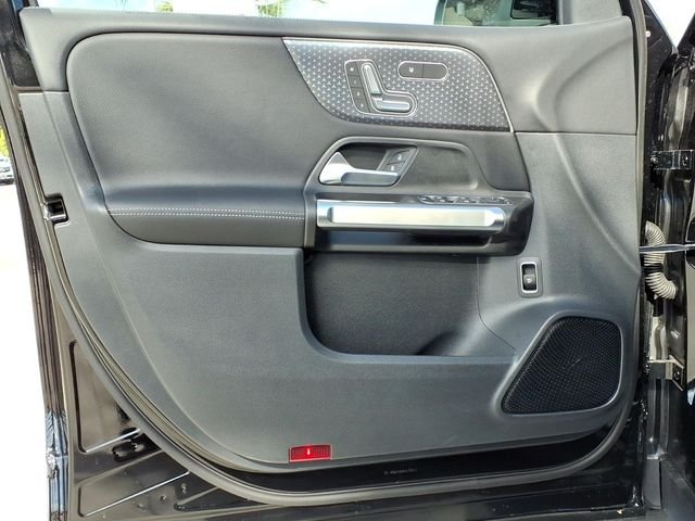 New 2026 Black Mercedes-Benz GLB 250 image 12