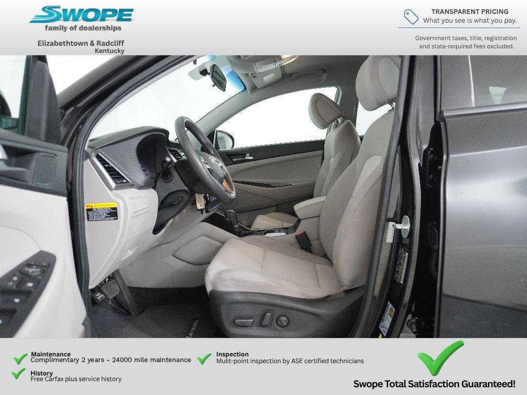 Used 2016 Ash Black Hyundai SE image 12