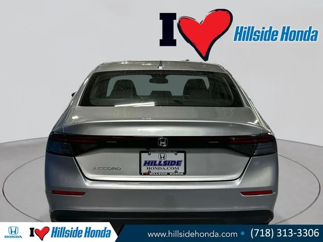 Certified Used 2024 Solar Silver Metallic Honda 1.5T EX image 4
