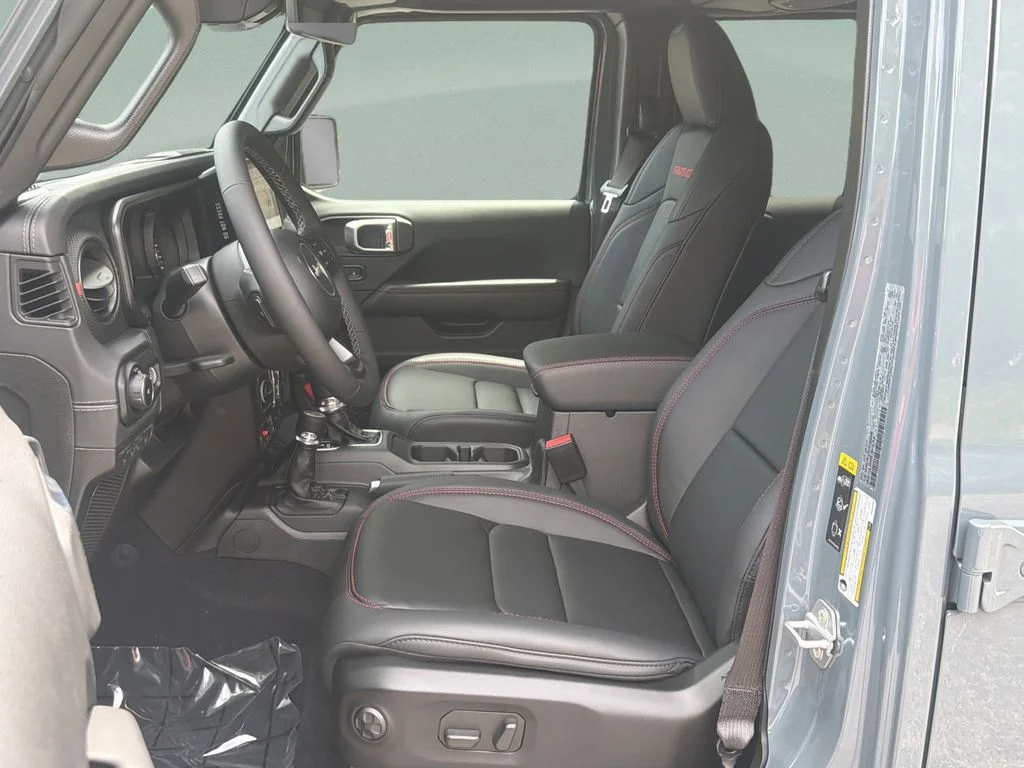 New 2026 Anvil Clear-Coat Exterior Paint Jeep Rubicon X image 19