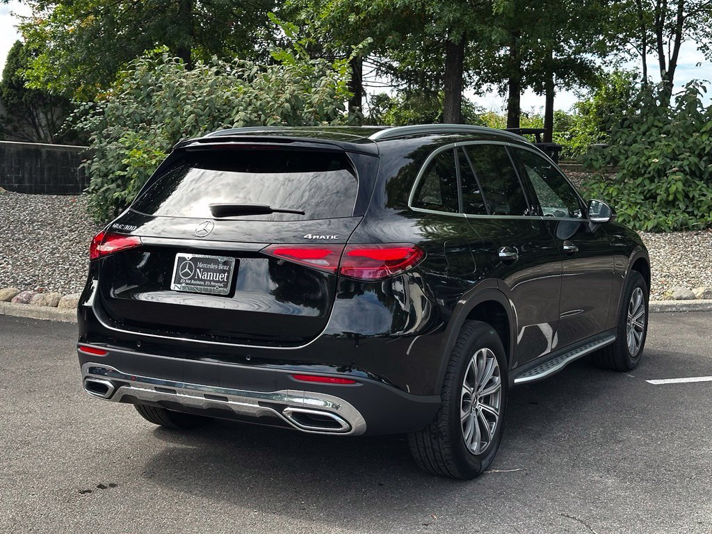 Certified Used 2024 Black Mercedes-Benz GLC 300 image 4