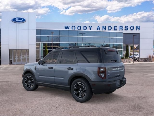 New 2026 Azure Gray Metallic Tri-Coat Ford Outer Banks image 4