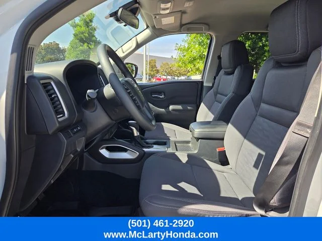 Used 2023 Glacier White Nissan SV image 9