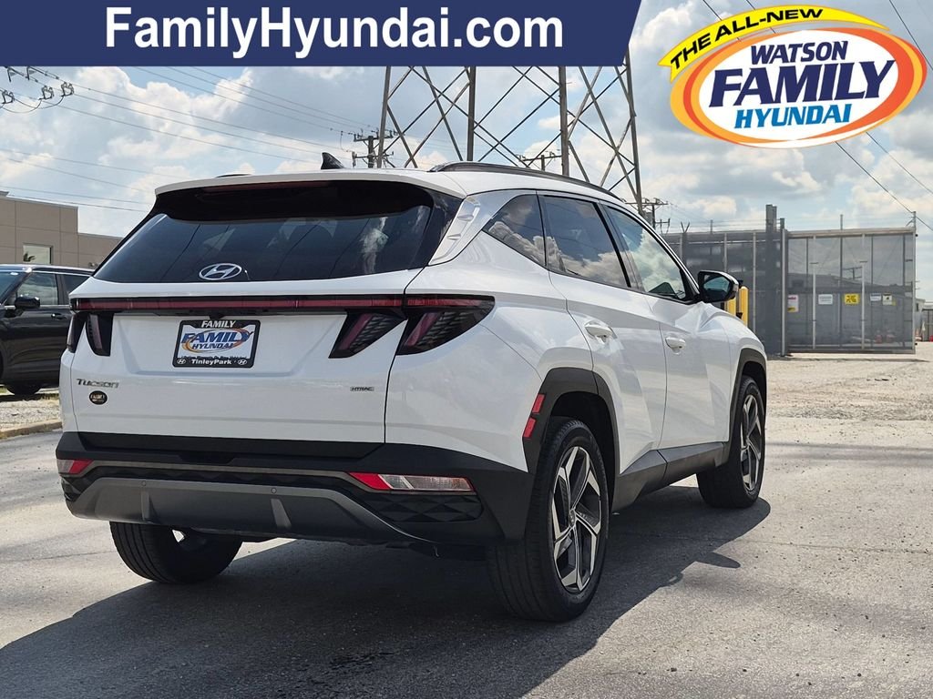 Used 2023 White Hyundai Limited image 4