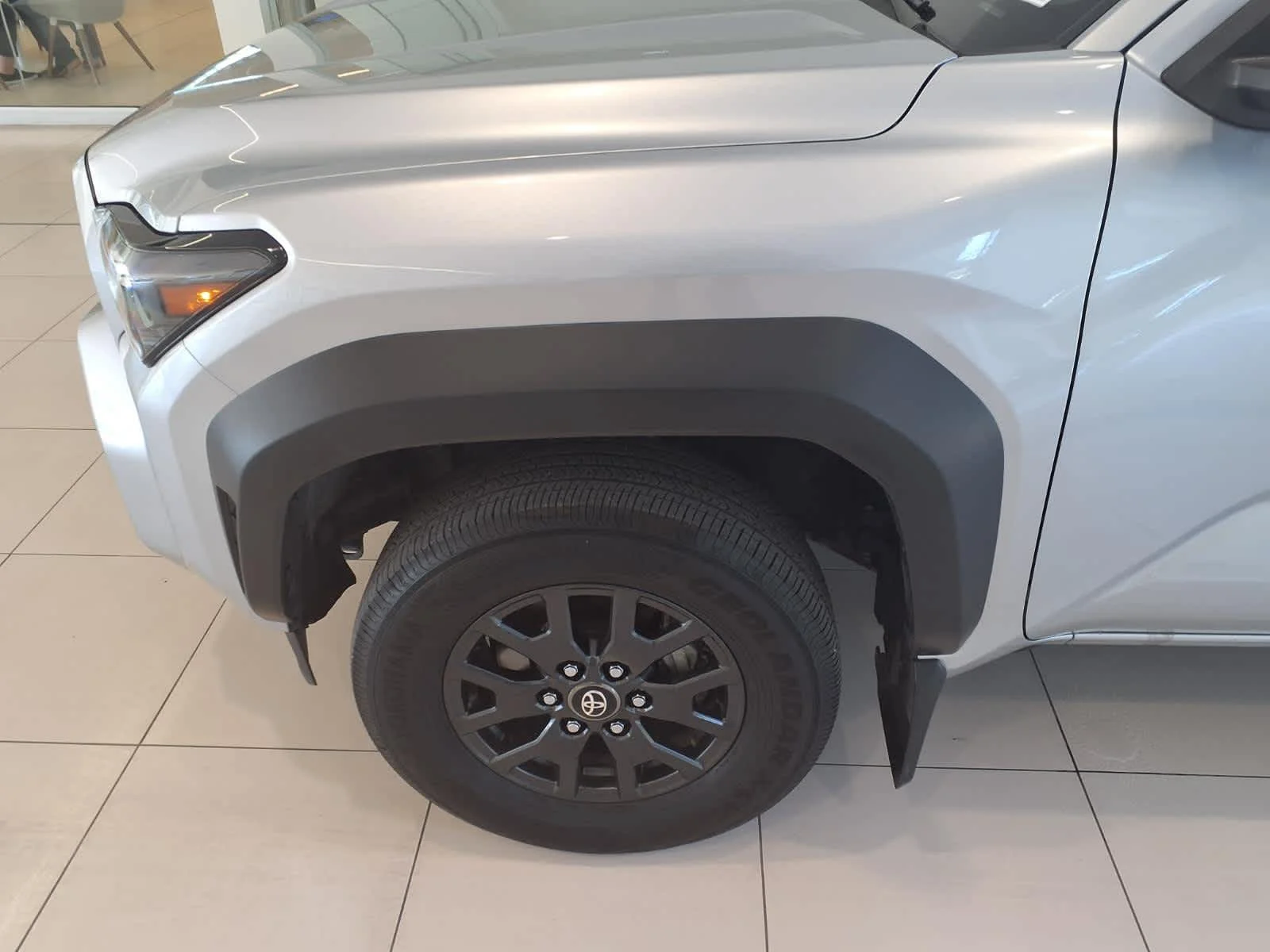 Used 2025 Cutting Edge Toyota SR5 image 10