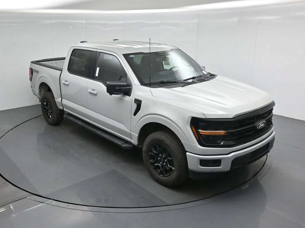 New 2026 Avalanche Ford XLT image 32