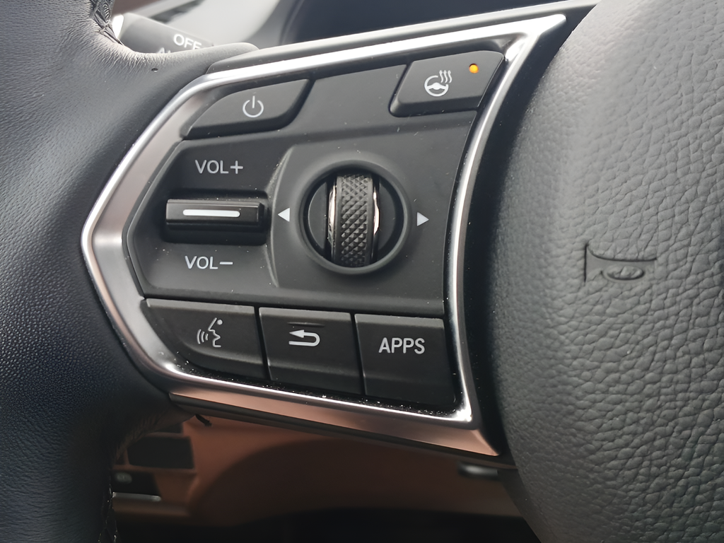 Used 2024 White Acura Technology Package image 19