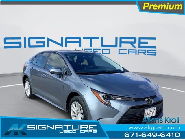 2025 Toyota Corolla LE CVT's photo
