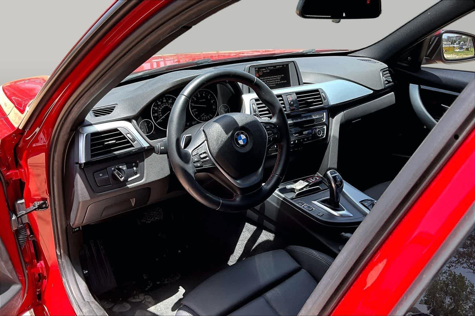 Used 2016 Melbourne Red Metallic BMW 328i image 18