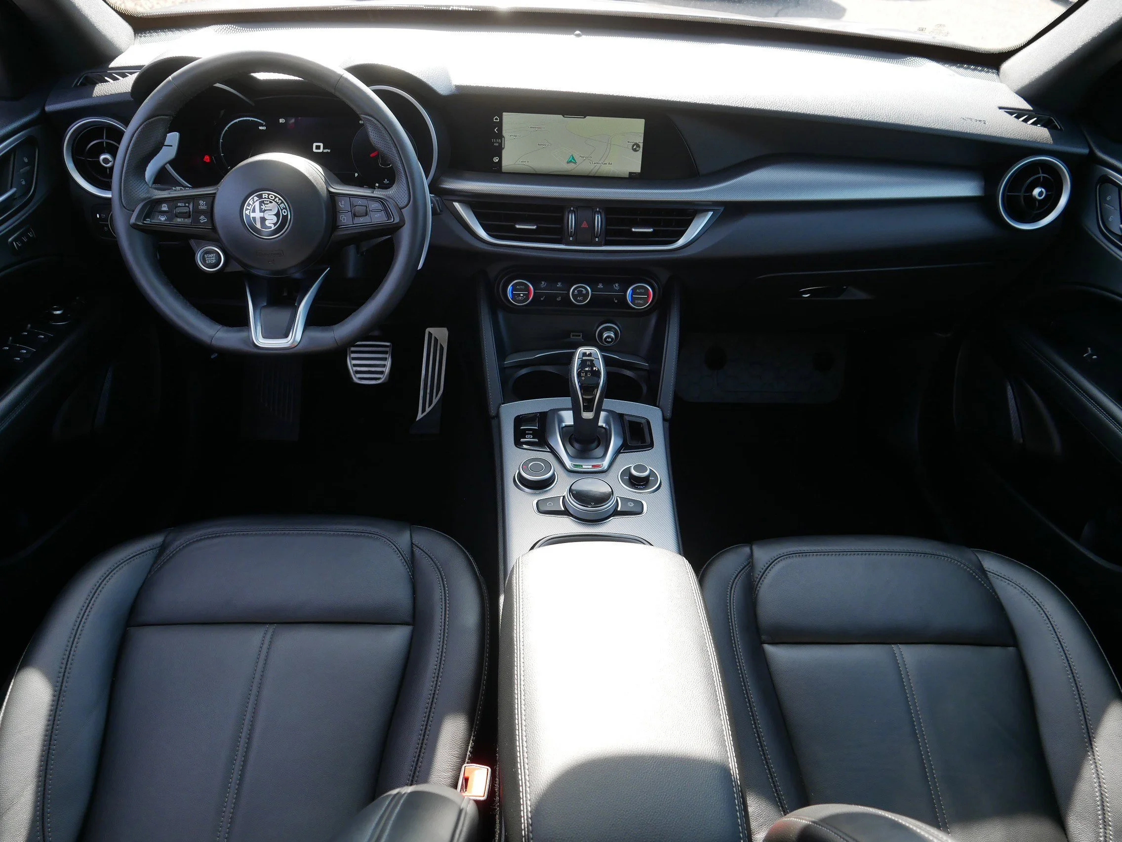 Used 2025 Vesuvio Gray Metallic Alfa Romeo AWD SPRINT image 10