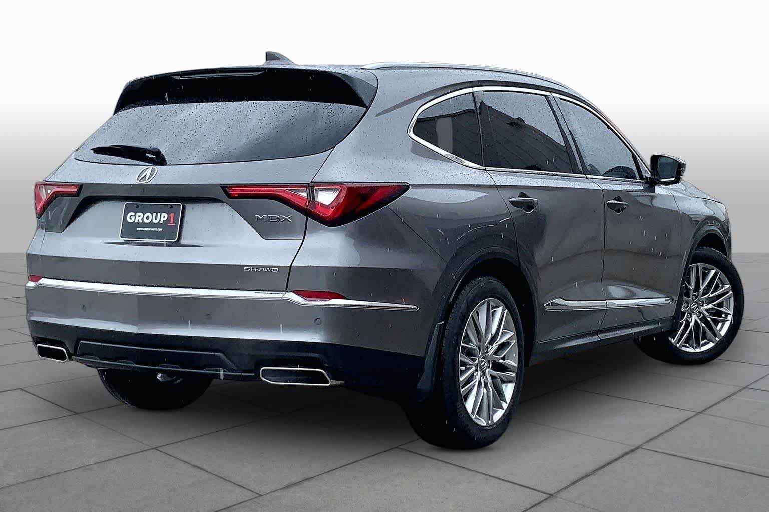 Used 2023 Liquid Carbon Metallic Acura w/Advance Package image 13