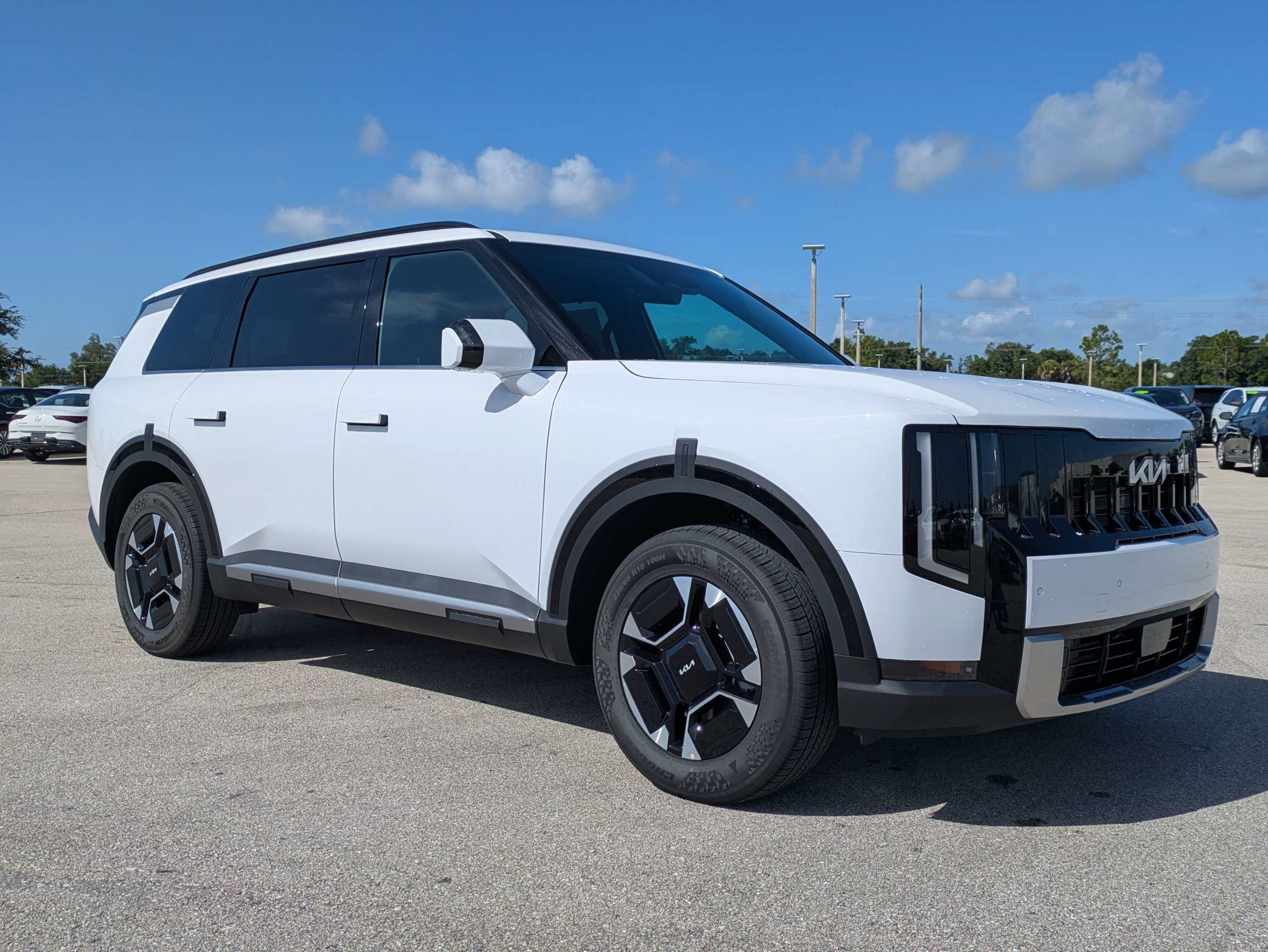New 2027 Glacial White Pearl Kia EX image 2