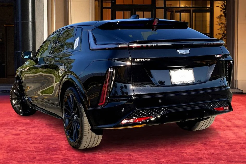 New 2026 Stellar Black Metallic Cadillac V-Series image 4