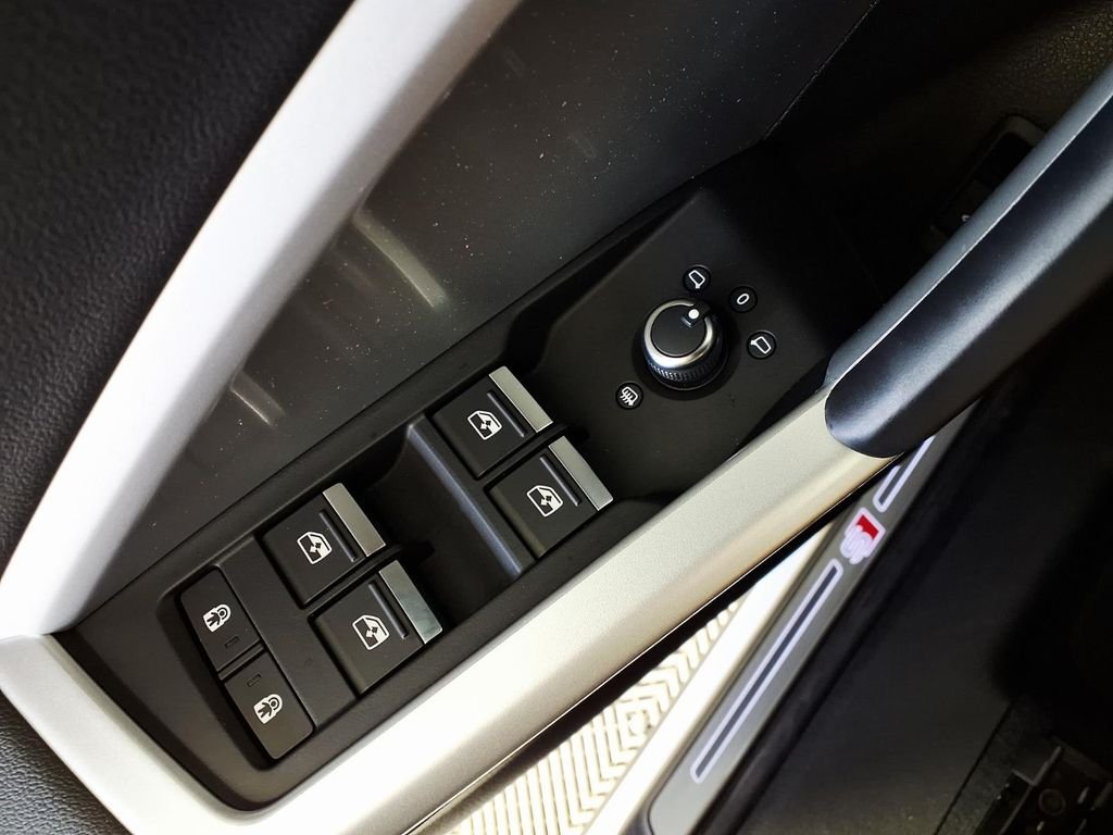 Used 2025  Audi Premium image 25