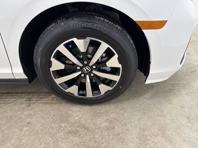 2026 Honda Odyssey EX-L - Photo 12