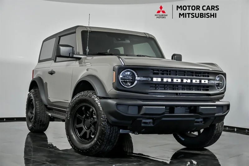 2025 Ford Bronco Base 4x4's photo