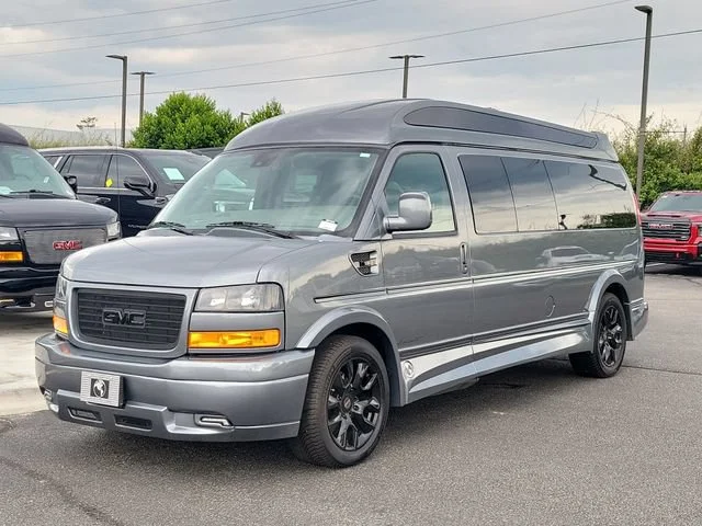 Used 2025 Special Exterior Color GMC Work Van image 2