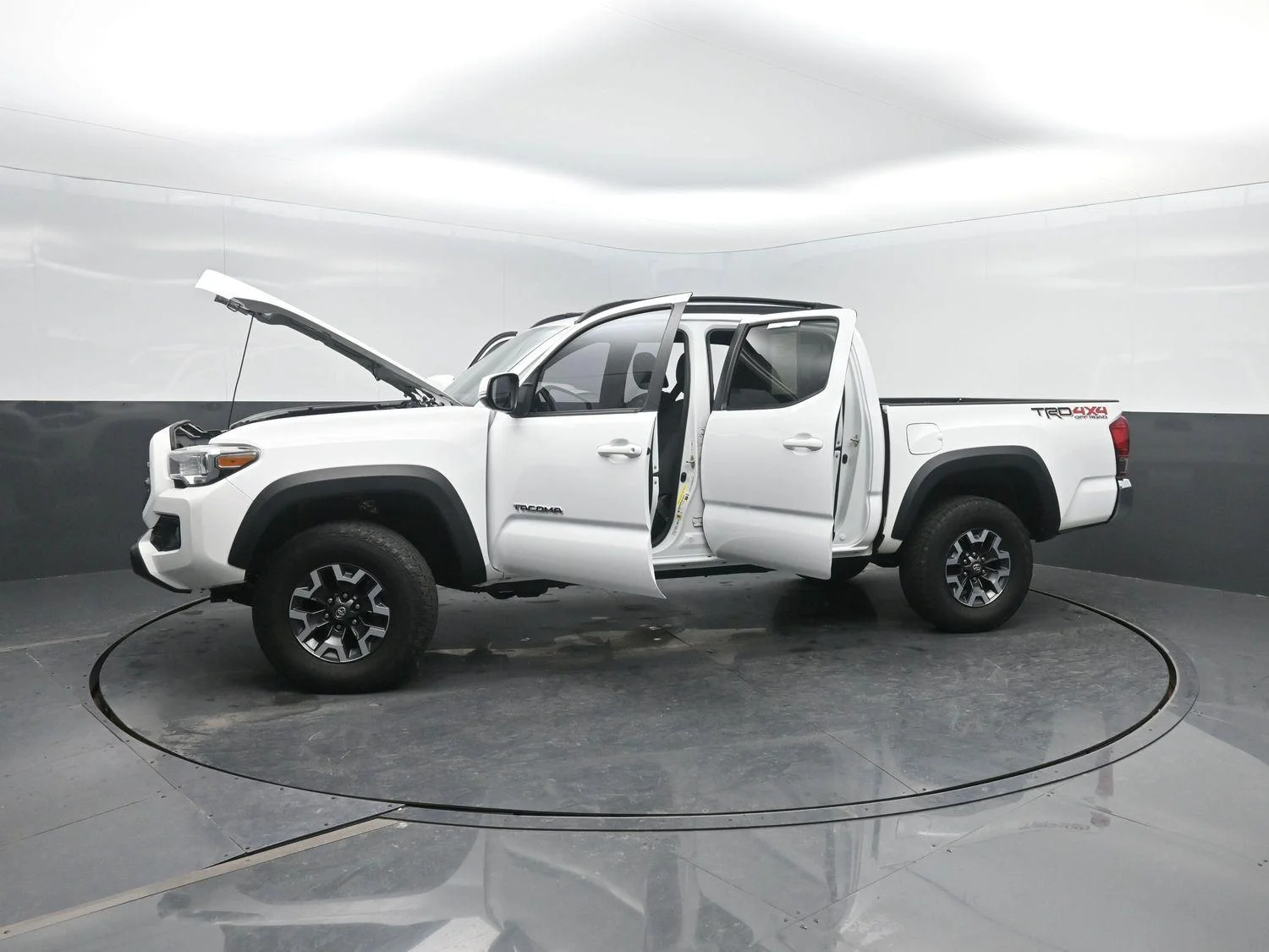 Used 2017 Super White Toyota TRD Off-Road image 45
