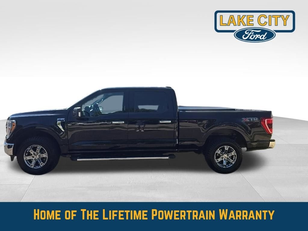 Used 2021 Agate Black Metallic Ford XLT image 2