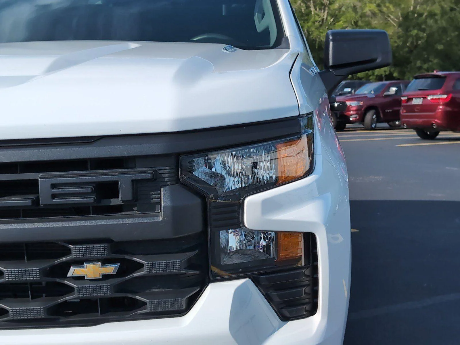 Used 2025 Summit White Chevrolet WT image 12