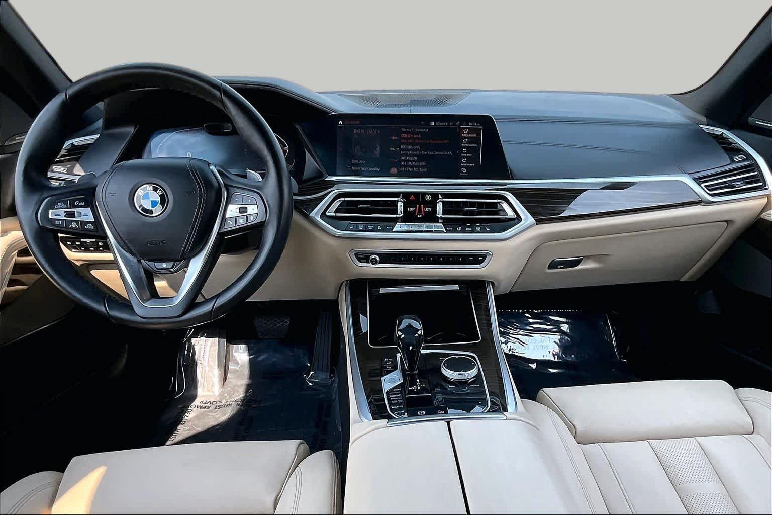 Used 2021 Arctic Gray Metallic BMW xDrive40i image 15