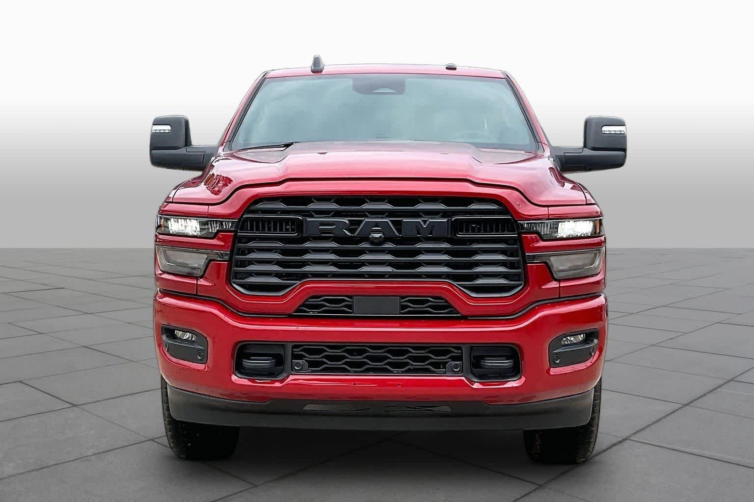 New 2026 Molten Red Pearl-Coat Exterior Paint RAM Big Horn image 3