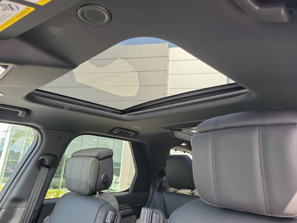 2025 Land Rover Discovery Metropolitan Edition - Photo 28