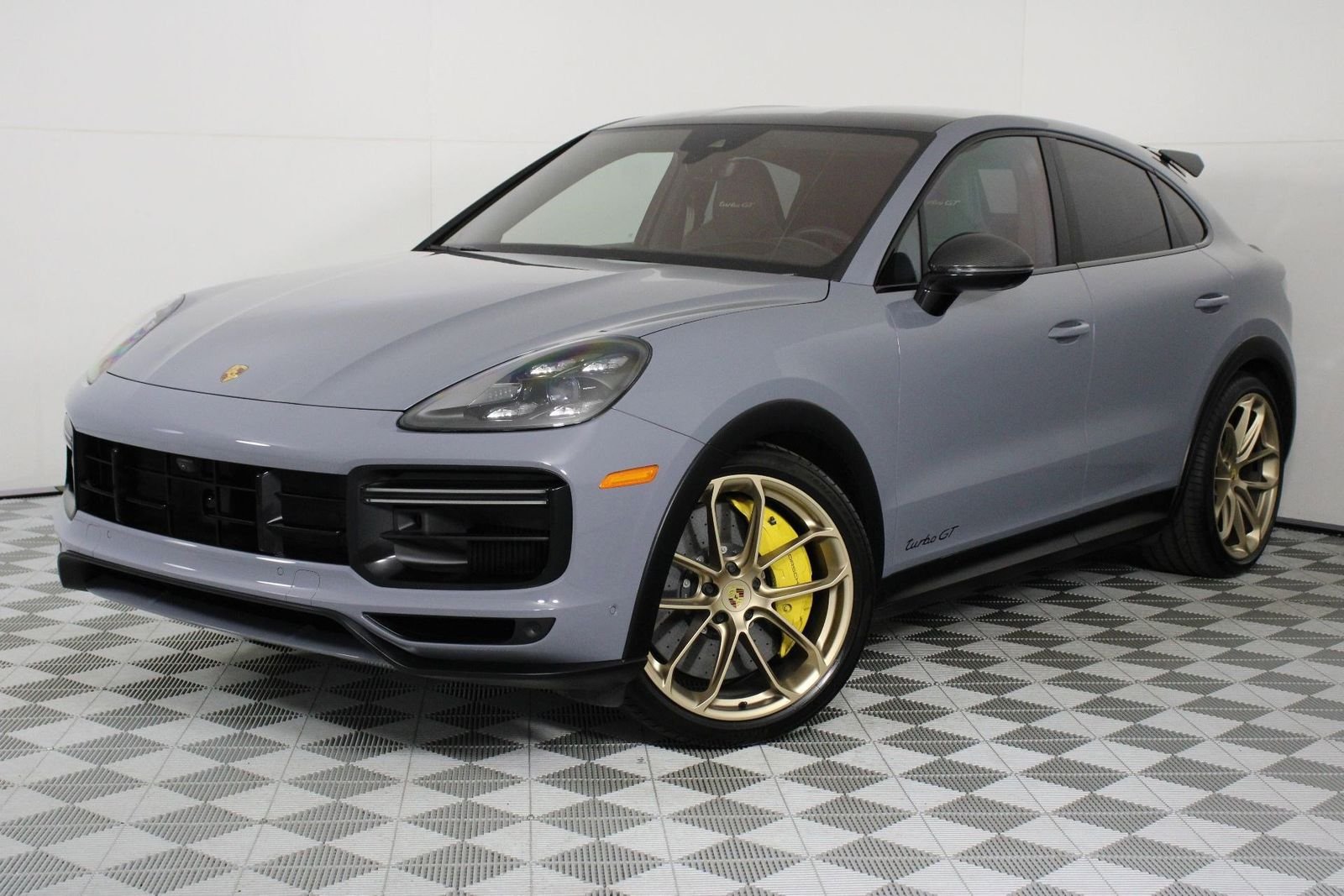 2023 Porsche Cayenne Turbo GT's photo