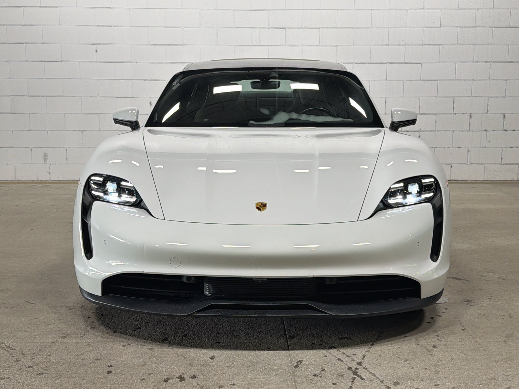 Certified Used 2023 White Porsche  image 9