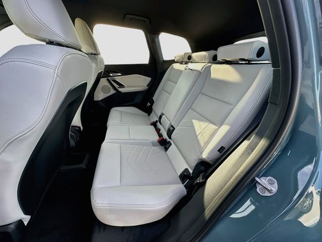 New 2027 Green BMW xDrive28i image 17