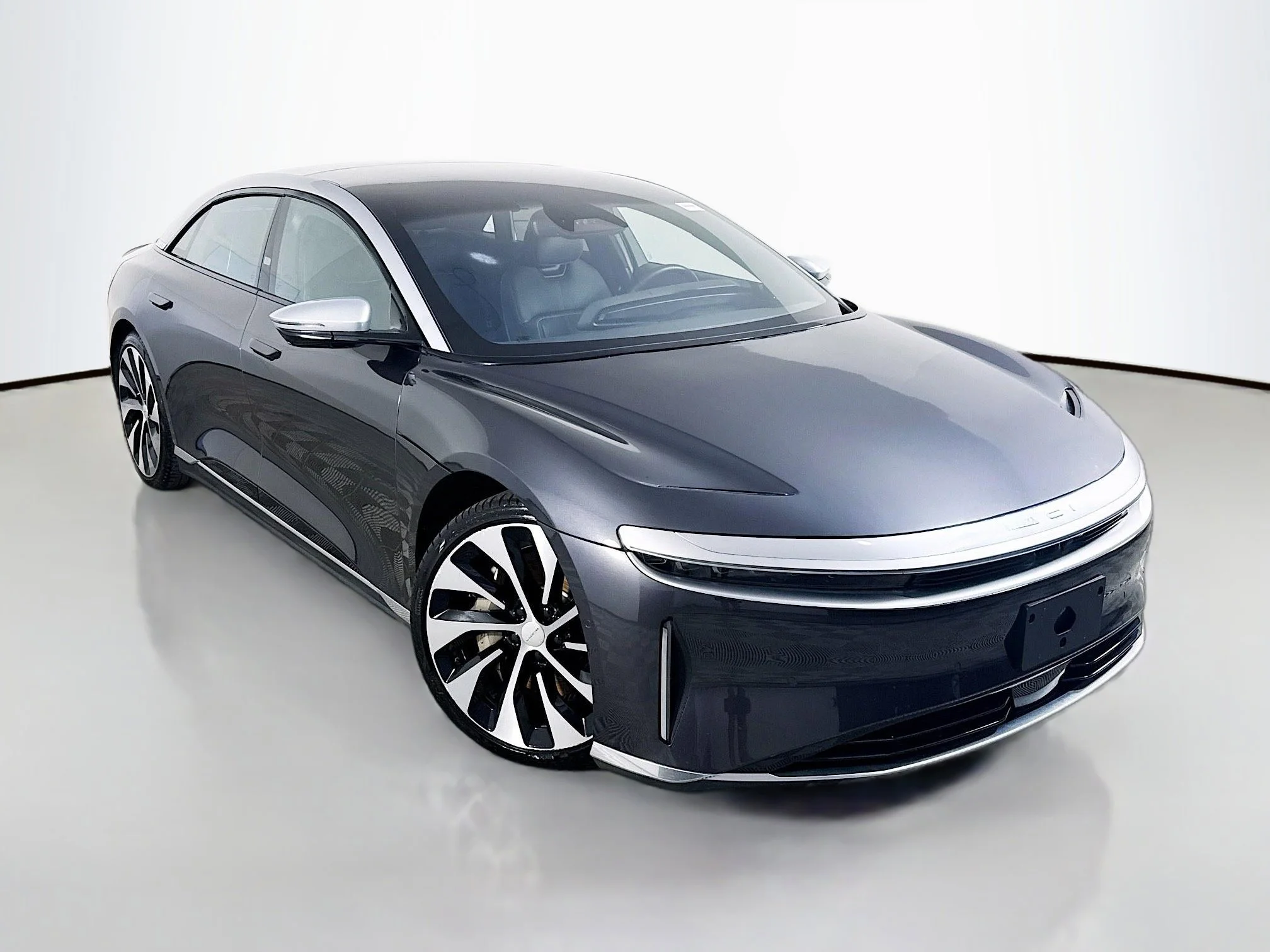 2022 Lucid Air Grand Touring's photo
