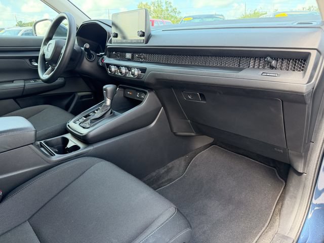 2025 Honda CR-V LX - Photo 16