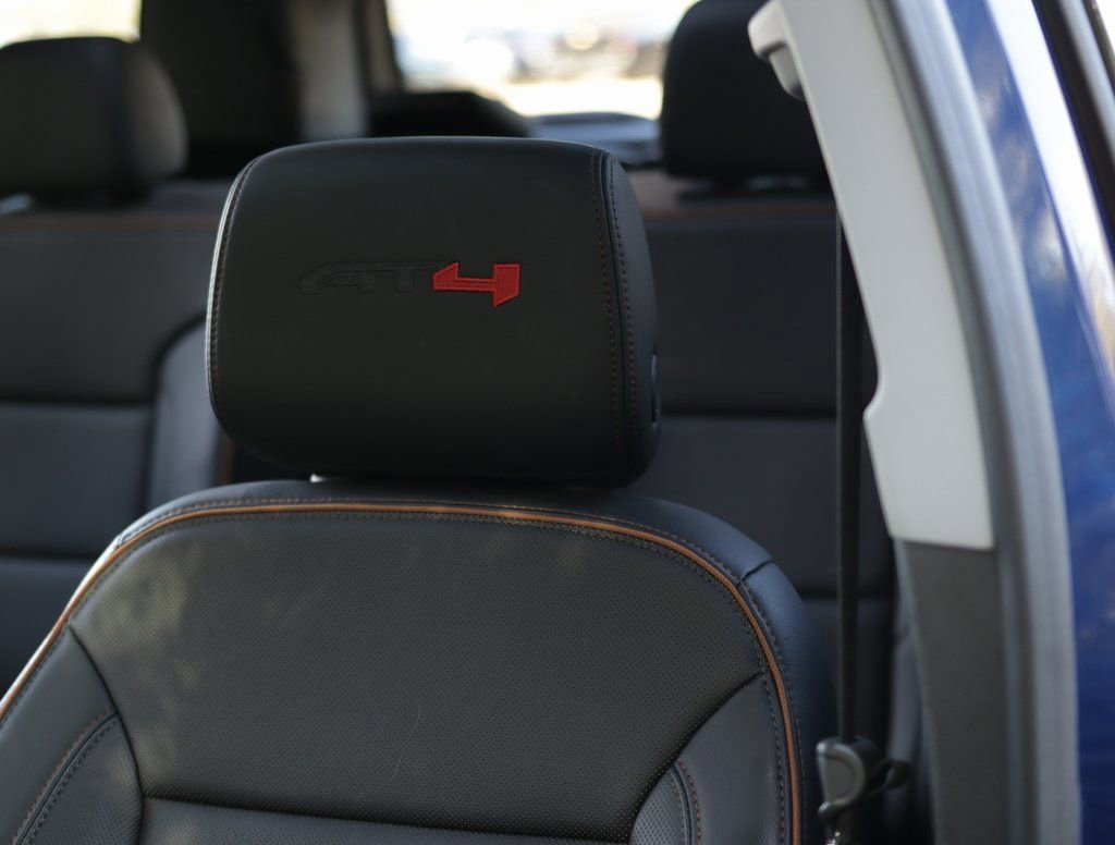 2023 GMC Acadia AT4 - Photo 26