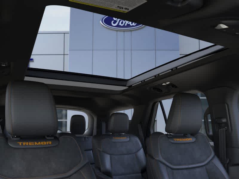 New 2026 Star White Metallic Tri-Coat Ford Tremor® image 22
