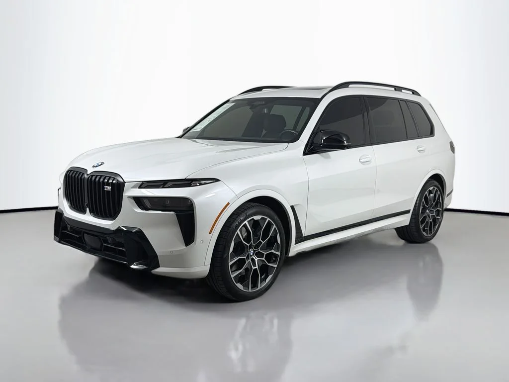 2024 BMW X7 M60i's photo