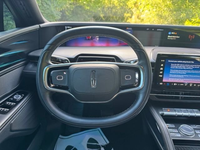 Used 2024 Blue Lincoln Premiere image 22