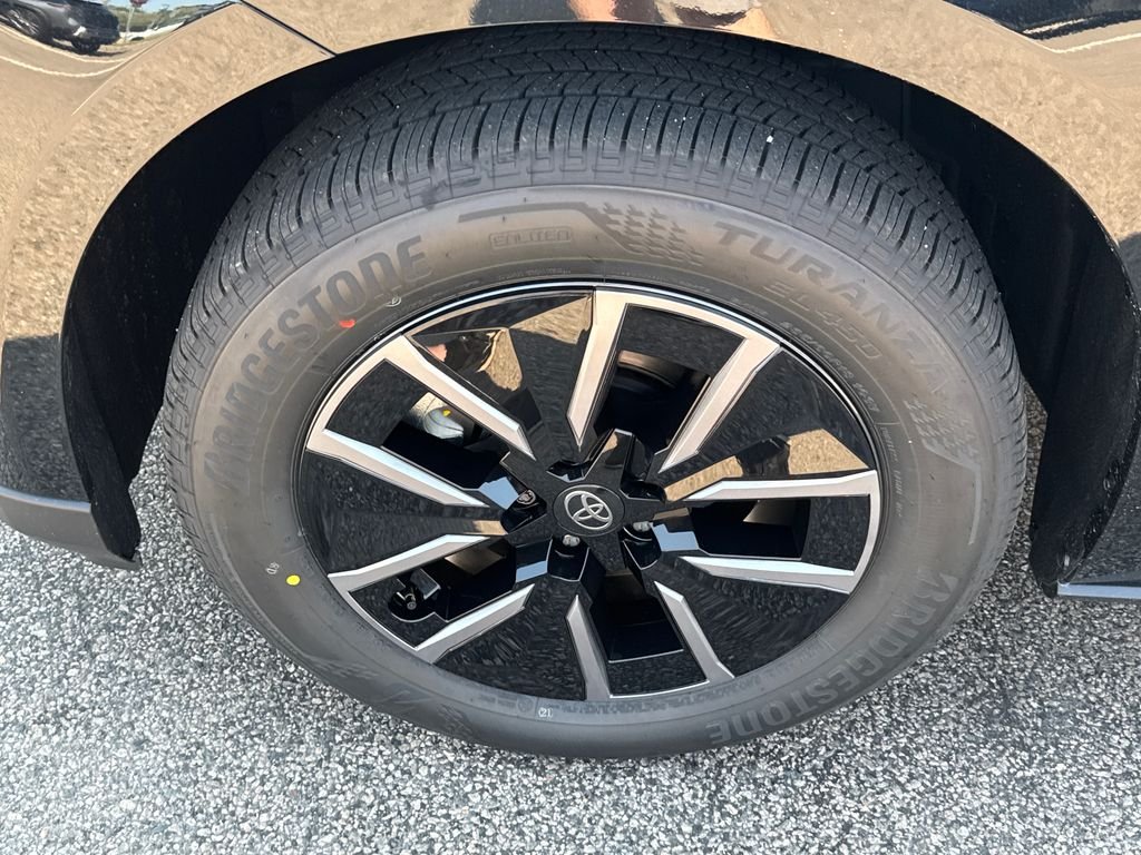 2026 Toyota bZ XLE - Photo 39