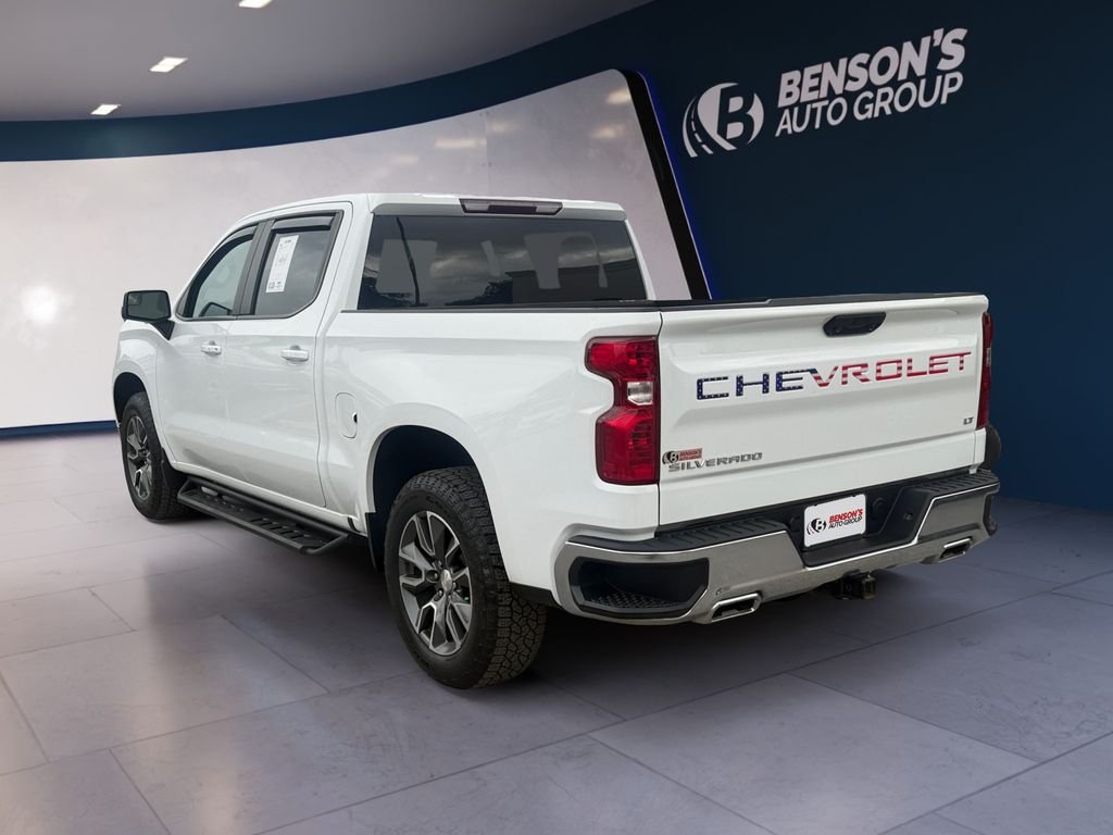 Used 2023 White Chevrolet LT image 3