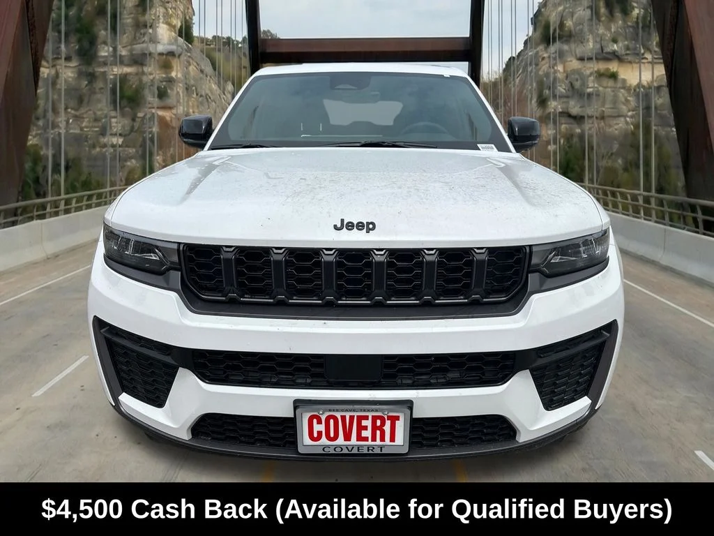 New 2026 Bright White Clear-Coat Exterior Paint Jeep Altitude image 2