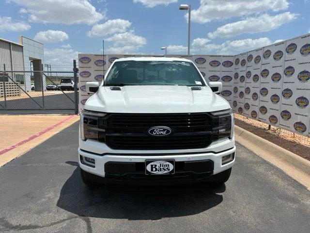 New 2026 Star White Metallic Tri-Coat Ford Platinum image 3