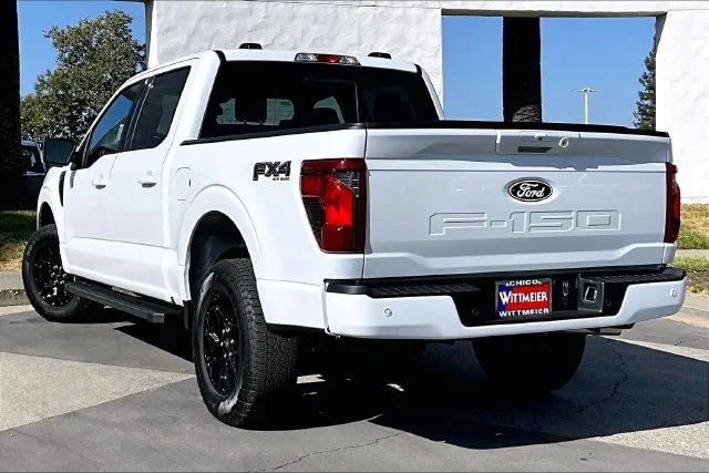 New 2026 Oxford White Ford XLT image 3